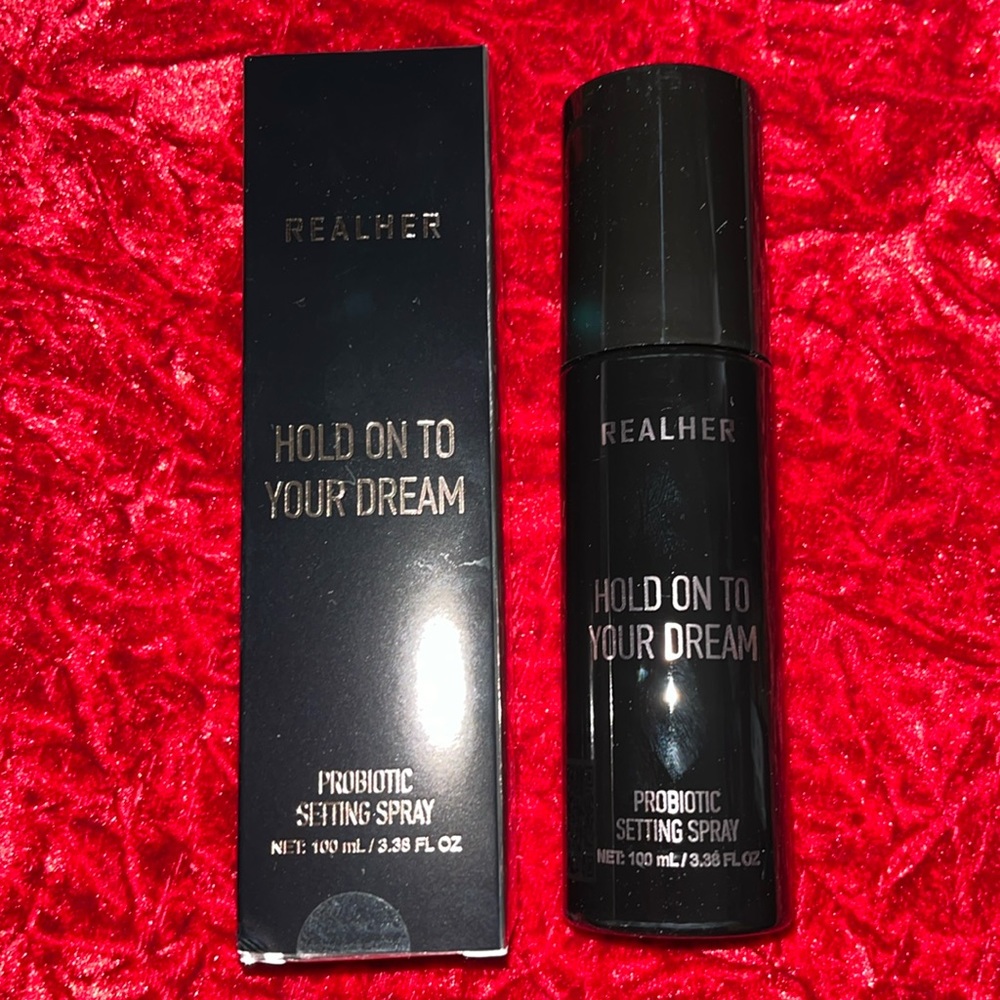 Probiotic setting spray .